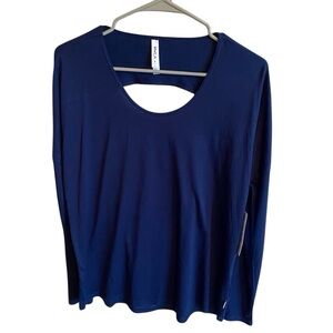 RVCA Sutherland Cutout Blue Long Sleeve T with Scoop Neck size small NWT